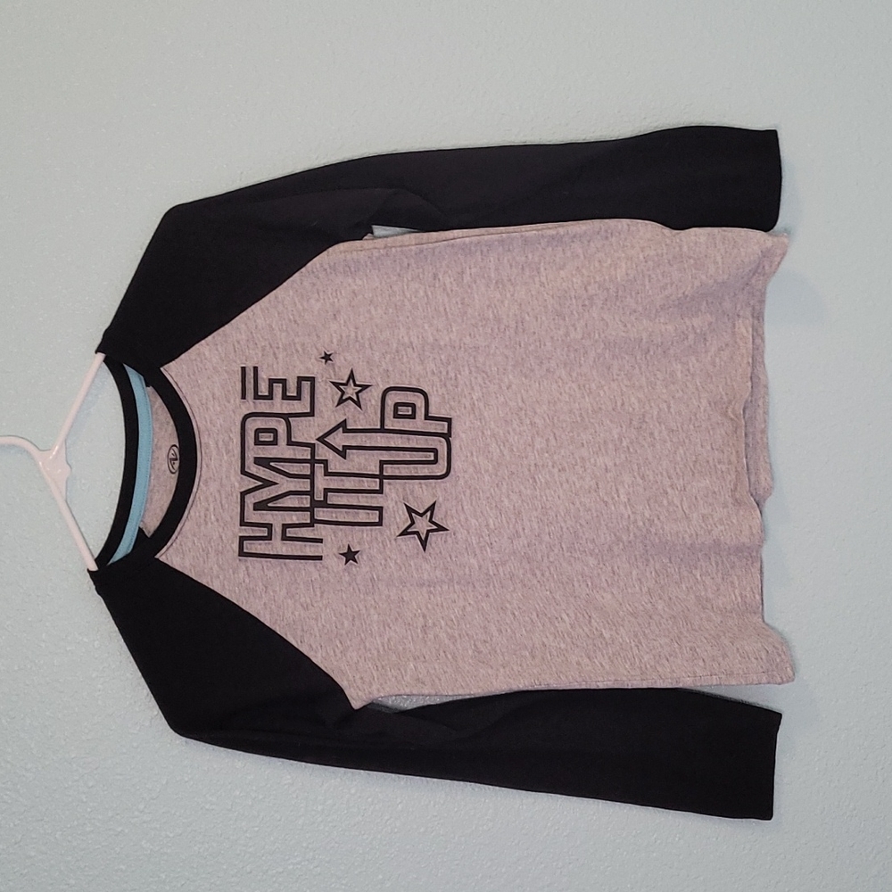 "Hype It Up" Cute long leeved shirt.